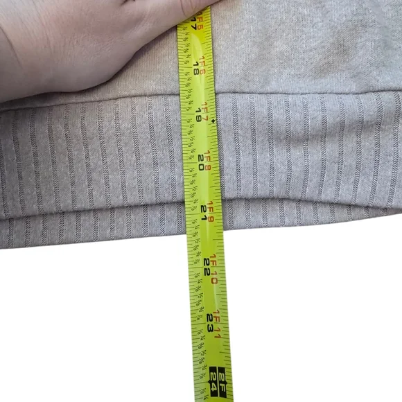 3/$15 Primark Cares Cream Hoodie Size Small - Picture 5 of 6